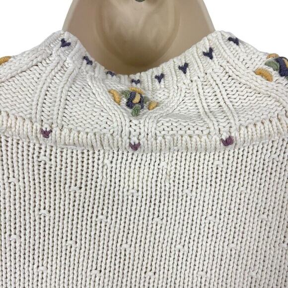Van Heusen Womens Hand Embroidered Vintage Pointelle Chunky Knit Sweater sz S - Picture 13 of 16